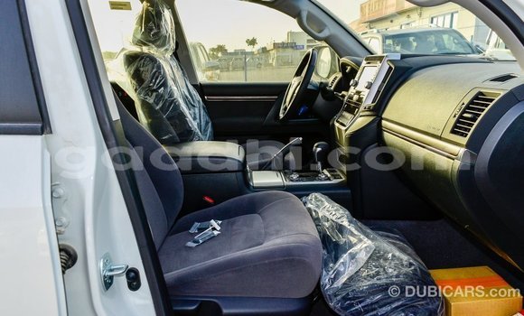 Buy Import Toyota Land Cruiser White Car in Import - Dubai in Somalia Buy Import Toyota Land Cruiser White Car in Import - Dubai in Somalia