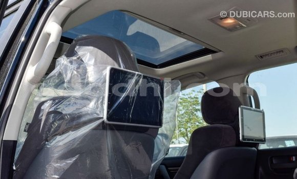 Imported Toyota Land Cruiser Black Makiinaa iti Import - Dubai keessatti Somalia keessatti Imported Toyota Land Cruiser Black Makiinaa iti Import - Dubai keessatti Somalia keessatti