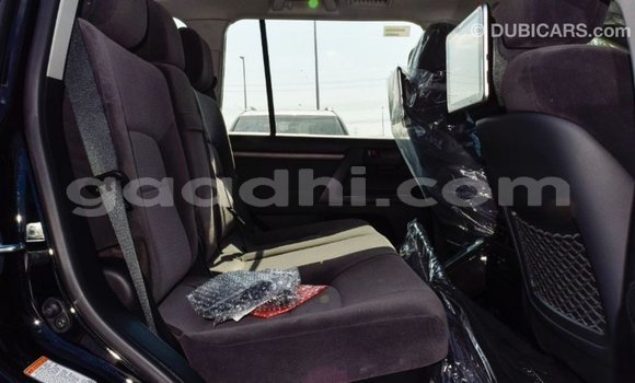 Imported Toyota Land Cruiser Black Makiinaa iti Import - Dubai keessatti Somalia keessatti Imported Toyota Land Cruiser Black Makiinaa iti Import - Dubai keessatti Somalia keessatti