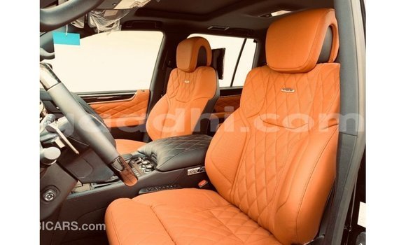 اشتري Imported Lexus LX أسود سيارة في Import - Dubai في الصومال اشتري Imported Lexus LX أسود سيارة في Import - Dubai في الصومال
