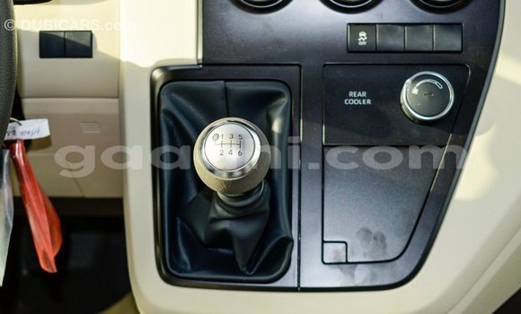 Buy Import Toyota Hiace White Car in Import - Dubai in Somalia Buy Import Toyota Hiace White Car in Import - Dubai in Somalia