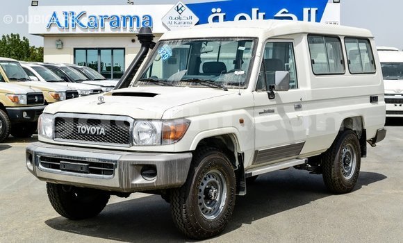 Buy Import Toyota Land Cruiser White Car in Import - Dubai in Somalia Buy Import Toyota Land Cruiser White Car in Import - Dubai in Somalia