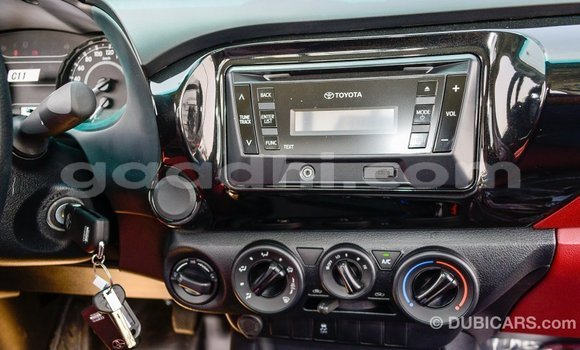 Buy Import Toyota Hilux White Car in Import - Dubai in Somalia Buy Import Toyota Hilux White Car in Import - Dubai in Somalia