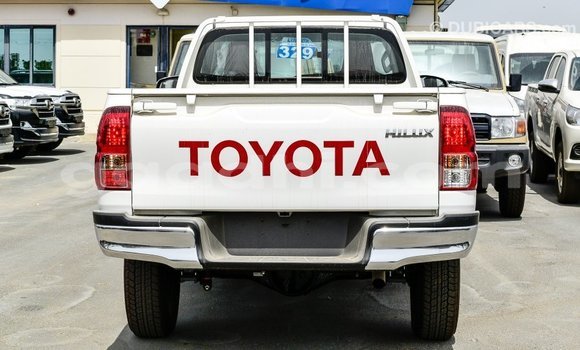Buy Import Toyota Hilux White Car in Import - Dubai in Somalia Buy Import Toyota Hilux White Car in Import - Dubai in Somalia