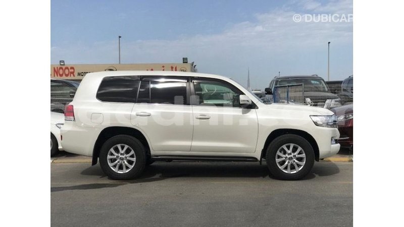 Big with watermark toyota land cruiser somalia import dubai 4423