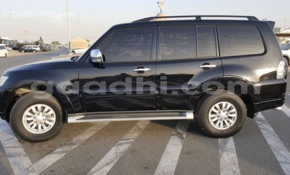 اشتري Imported Mitsubishi Pajero أسود سيارة في Import - Dubai في الصومال اشتري Imported Mitsubishi Pajero أسود سيارة في Import - Dubai في الصومال