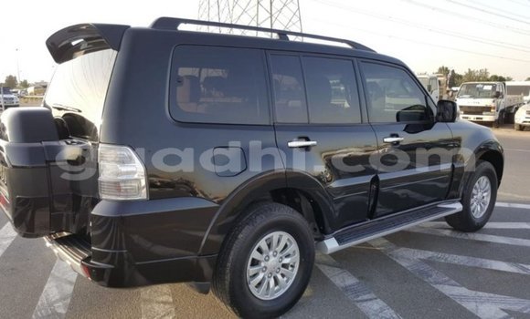 اشتري Imported Mitsubishi Pajero أسود سيارة في Import - Dubai في الصومال اشتري Imported Mitsubishi Pajero أسود سيارة في Import - Dubai في الصومال