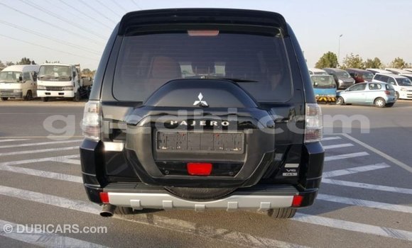 اشتري Imported Mitsubishi Pajero أسود سيارة في Import - Dubai في الصومال اشتري Imported Mitsubishi Pajero أسود سيارة في Import - Dubai في الصومال