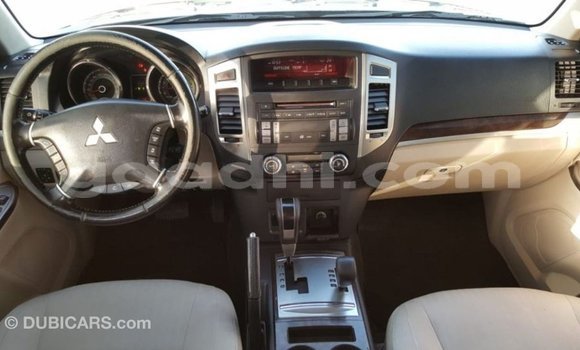 اشتري Imported Mitsubishi Pajero أسود سيارة في Import - Dubai في الصومال اشتري Imported Mitsubishi Pajero أسود سيارة في Import - Dubai في الصومال