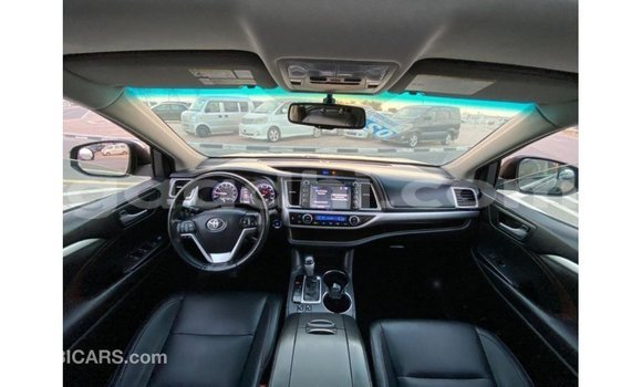 اشتري Imported Toyota Highlander أسود سيارة في Import - Dubai في الصومال اشتري Imported Toyota Highlander أسود سيارة في Import - Dubai في الصومال