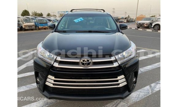 اشتري Imported Toyota Highlander أسود سيارة في Import - Dubai في الصومال اشتري Imported Toyota Highlander أسود سيارة في Import - Dubai في الصومال