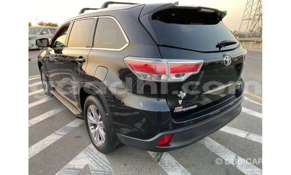 اشتري Imported Toyota Highlander أسود سيارة في Import - Dubai في الصومال اشتري Imported Toyota Highlander أسود سيارة في Import - Dubai في الصومال