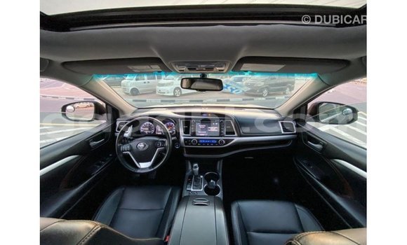 اشتري Imported Toyota Highlander أسود سيارة في Import - Dubai في الصومال اشتري Imported Toyota Highlander أسود سيارة في Import - Dubai في الصومال