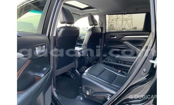 اشتري Imported Toyota Highlander أسود سيارة في Import - Dubai في الصومال اشتري Imported Toyota Highlander أسود سيارة في Import - Dubai في الصومال