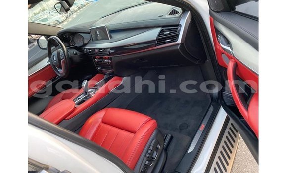 اشتري Imported BMW X6 أبيض سيارة في Import - Dubai في الصومال اشتري Imported BMW X6 أبيض سيارة في Import - Dubai في الصومال