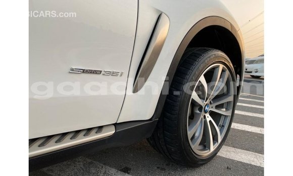 اشتري Imported BMW X6 أبيض سيارة في Import - Dubai في الصومال اشتري Imported BMW X6 أبيض سيارة في Import - Dubai في الصومال
