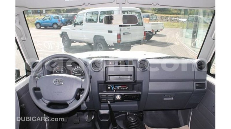 Big with watermark toyota land cruiser somalia import dubai 4430