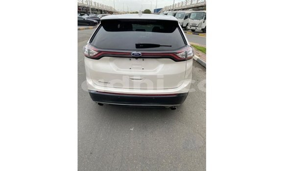 Acheter Import Voiture Ford Edge Blanc à Import - Dubai, Somalie Acheter Import Voiture Ford Edge Blanc à Import - Dubai, Somalie