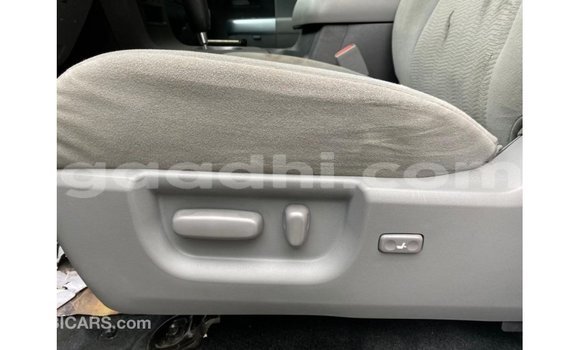 Acheter Import Voiture Toyota Sequoia Blanc à Import - Dubai, Somalie Acheter Import Voiture Toyota Sequoia Blanc à Import - Dubai, Somalie