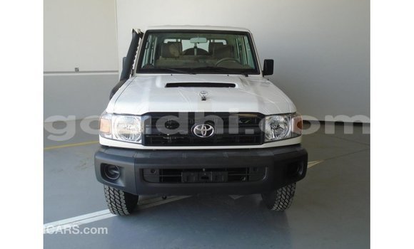 Buy Import Toyota Land Cruiser White Car in Import - Dubai in Somalia Buy Import Toyota Land Cruiser White Car in Import - Dubai in Somalia