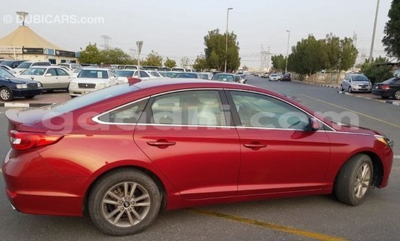 Imported Hyundai Sonata Red Makiinaa iti Import - Dubai keessatti Somalia keessatti Imported Hyundai Sonata Red Makiinaa iti Import - Dubai keessatti Somalia keessatti