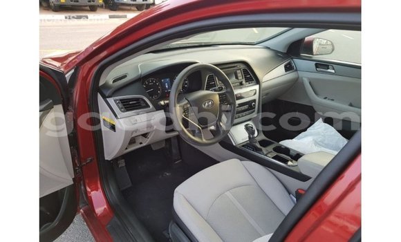 Imported Hyundai Sonata Red Makiinaa iti Import - Dubai keessatti Somalia keessatti Imported Hyundai Sonata Red Makiinaa iti Import - Dubai keessatti Somalia keessatti