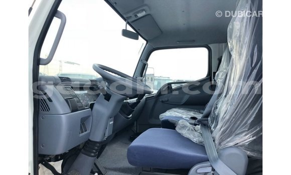 اشتري Imported Mitsubishi L400 أبيض شاحنة في Import - Dubai في الصومال اشتري Imported Mitsubishi L400 أبيض شاحنة في Import - Dubai في الصومال