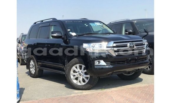 Acheter Import Voiture Toyota Land Cruiser Noir à Import - Dubai, Somalie Acheter Import Voiture Toyota Land Cruiser Noir à Import - Dubai, Somalie