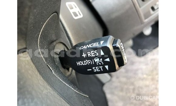 Acheter Import Voiture Toyota Land Cruiser Noir à Import - Dubai, Somalie Acheter Import Voiture Toyota Land Cruiser Noir à Import - Dubai, Somalie