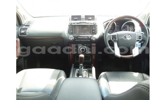 Acheter Import Voiture Toyota Prado Autre à Import - Dubai, Somalie Acheter Import Voiture Toyota Prado Autre à Import - Dubai, Somalie