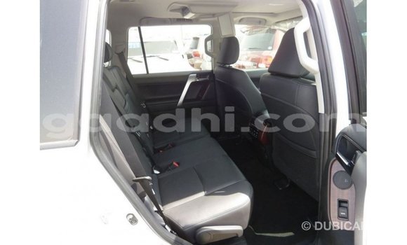 Acheter Import Voiture Toyota Prado Autre à Import - Dubai, Somalie Acheter Import Voiture Toyota Prado Autre à Import - Dubai, Somalie