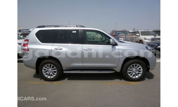 Acheter Import Voiture Toyota Prado Autre à Import - Dubai, Somalie Acheter Import Voiture Toyota Prado Autre à Import - Dubai, Somalie