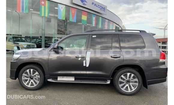 Imported Toyota Land Cruiser Other Makiinaa iti Import - Dubai keessatti Somalia keessatti Imported Toyota Land Cruiser Other Makiinaa iti Import - Dubai keessatti Somalia keessatti