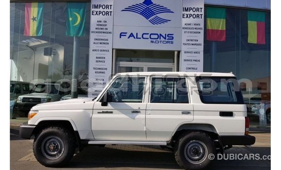 Buy Import Toyota Land Cruiser White Car in Import - Dubai in Somalia Buy Import Toyota Land Cruiser White Car in Import - Dubai in Somalia