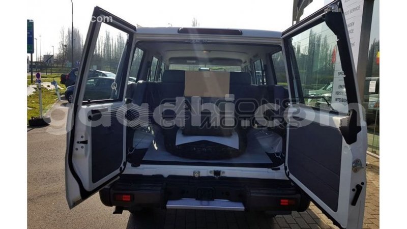 Big with watermark toyota land cruiser somalia import dubai 4475