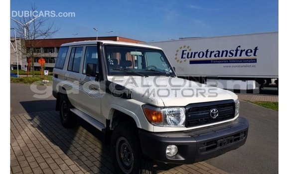 Buy Import Toyota Land Cruiser White Car in Import - Dubai in Somalia Buy Import Toyota Land Cruiser White Car in Import - Dubai in Somalia