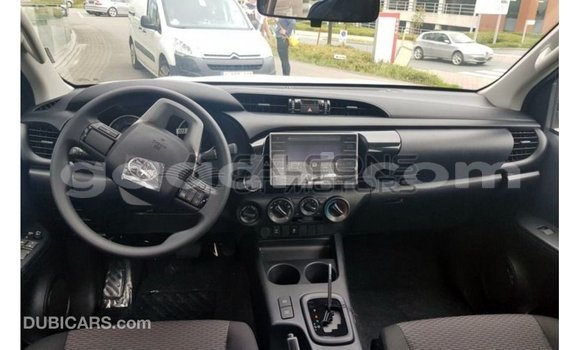 Nunua Imported Toyota Hilux Nyingine Gari ndani ya Import - Dubai nchini Somalia Nunua Imported Toyota Hilux Nyingine Gari ndani ya Import - Dubai nchini Somalia
