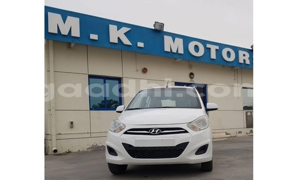 Imported Hyundai i10 White Makiinaa iti Import - Dubai keessatti Somalia keessatti Imported Hyundai i10 White Makiinaa iti Import - Dubai keessatti Somalia keessatti