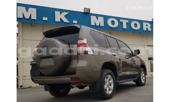 اشتري Imported Toyota Prado آخر سيارة في Import - Dubai في الصومال اشتري Imported Toyota Prado آخر سيارة في Import - Dubai في الصومال