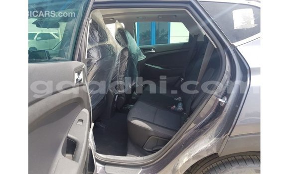 اشتري Imported Hyundai Tucson آخر سيارة في Import - Dubai في الصومال اشتري Imported Hyundai Tucson آخر سيارة في Import - Dubai في الصومال