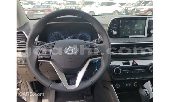 اشتري Imported Hyundai Tucson آخر سيارة في Import - Dubai في الصومال اشتري Imported Hyundai Tucson آخر سيارة في Import - Dubai في الصومال
