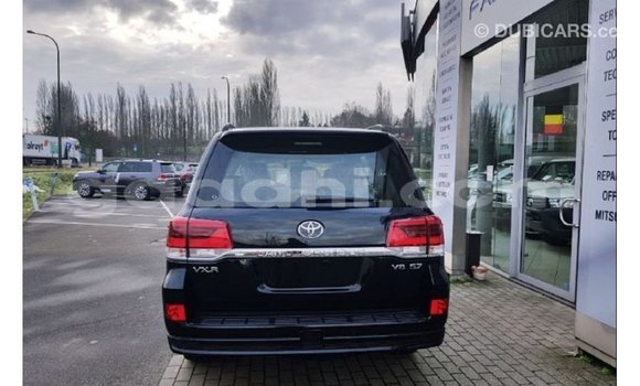Buy Import Toyota Land Cruiser Black Car in Import - Dubai in Somalia Buy Import Toyota Land Cruiser Black Car in Import - Dubai in Somalia