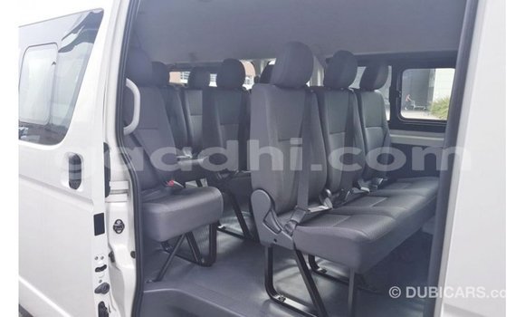Buy Import Toyota Hiace White Car in Import - Dubai in Somalia Buy Import Toyota Hiace White Car in Import - Dubai in Somalia