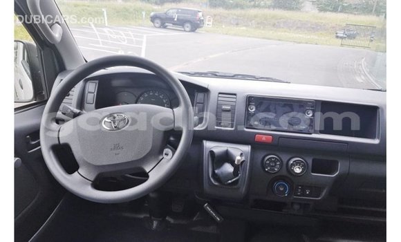 Buy Import Toyota Hiace White Car in Import - Dubai in Somalia Buy Import Toyota Hiace White Car in Import - Dubai in Somalia