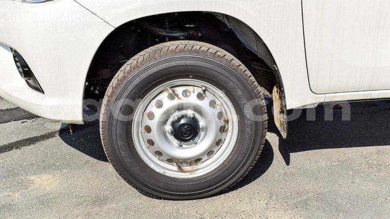 Big with watermark toyota hilux somalia import dubai 4514