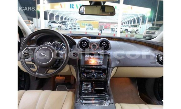 Imported Jaguar XJ Black Makiinaa iti Import - Dubai keessatti Somalia keessatti Imported Jaguar XJ Black Makiinaa iti Import - Dubai keessatti Somalia keessatti