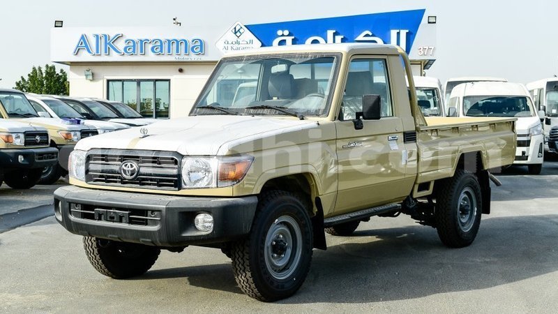 Big with watermark toyota land cruiser somalia import dubai 4520