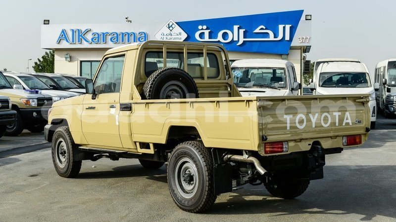 Big with watermark toyota land cruiser somalia import dubai 4520