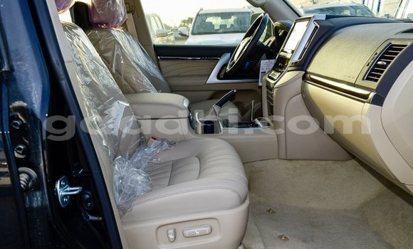 Buy Import Toyota Land Cruiser Black Car in Import - Dubai in Somalia Buy Import Toyota Land Cruiser Black Car in Import - Dubai in Somalia