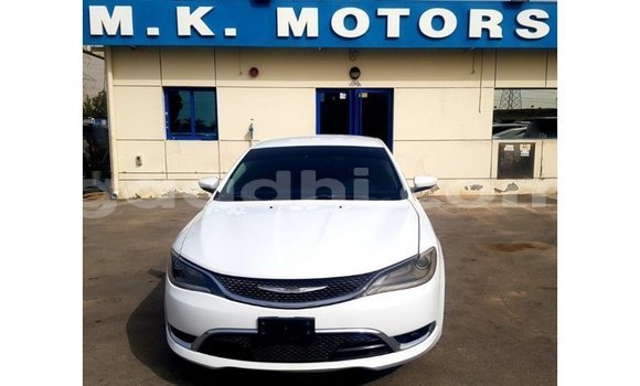 Buy Import Chrysler 200 White Car in Import - Dubai in Somalia